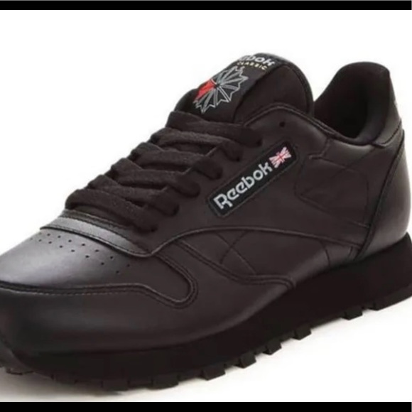 Reebok - Picture 2 of 3